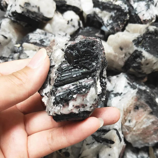 Black Tourmaline / Rough