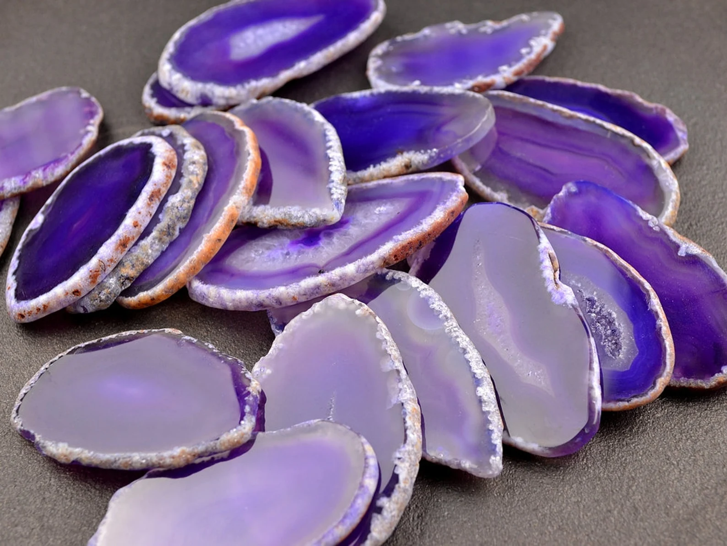 AGATE SLICES (GREEN OR PURPLE)